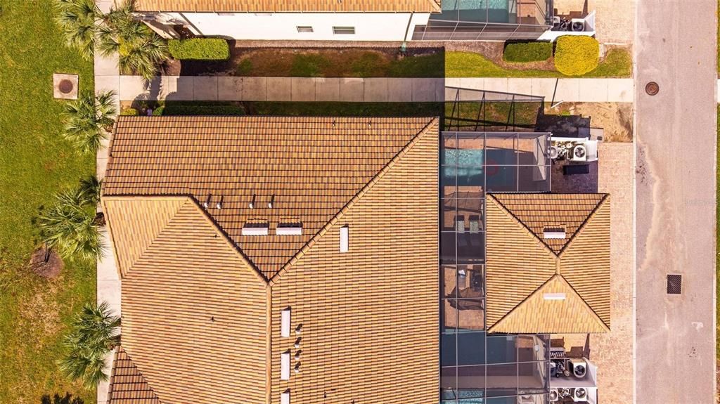 For Sale: $430,000 (5 beds, 4 baths, 2265 Square Feet)