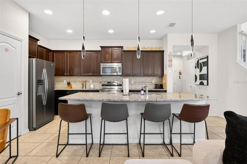 For Sale: $430,000 (5 beds, 4 baths, 2265 Square Feet)