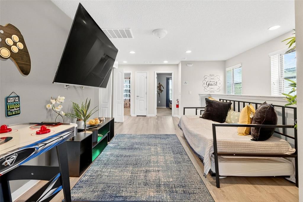 For Sale: $430,000 (5 beds, 4 baths, 2265 Square Feet)