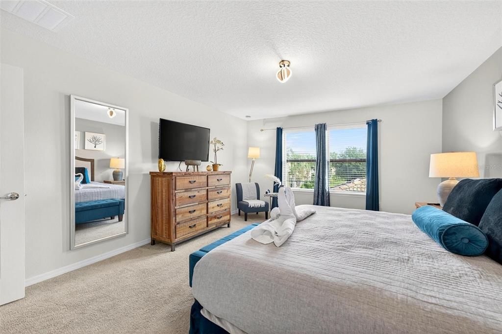 For Sale: $430,000 (5 beds, 4 baths, 2265 Square Feet)