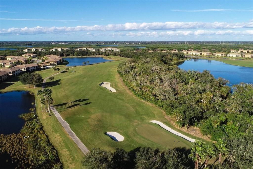 En Venta: $270,000 (2 camas, 2 baños, 1121 Pies cuadrados)