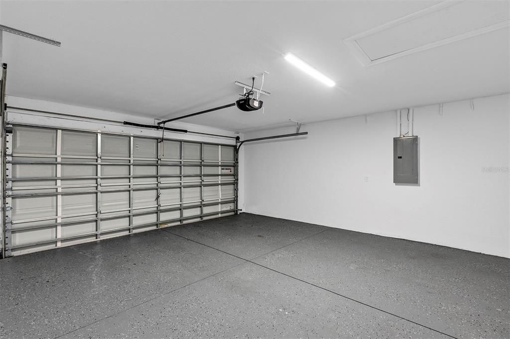 Active With Contract: $244,900 (3 beds, 2 baths, 1278 Square Feet)