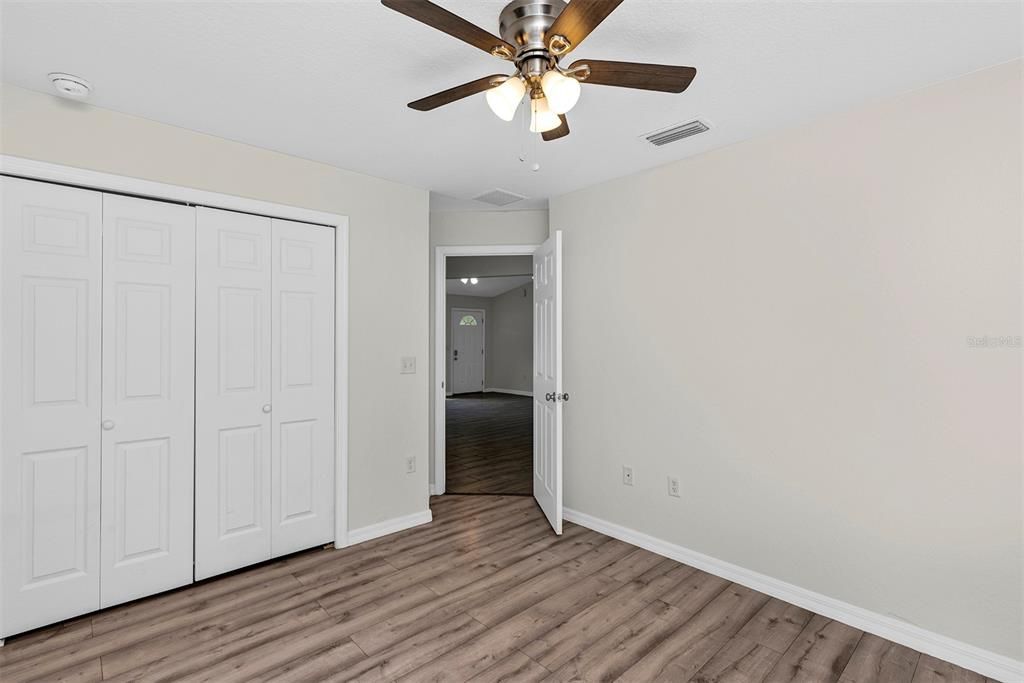 Active With Contract: $244,900 (3 beds, 2 baths, 1278 Square Feet)