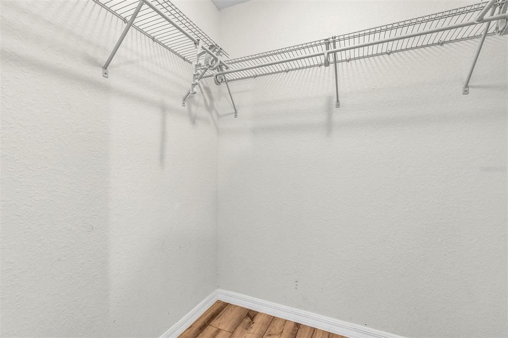 Active With Contract: $244,900 (3 beds, 2 baths, 1278 Square Feet)