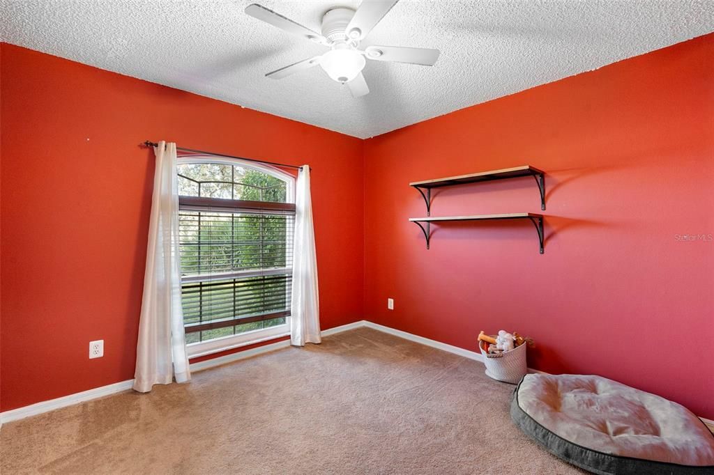 En Venta: $329,000 (3 camas, 2 baños, 1214 Pies cuadrados)