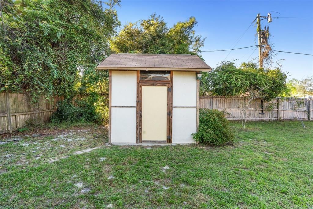 En Venta: $329,000 (3 camas, 2 baños, 1214 Pies cuadrados)