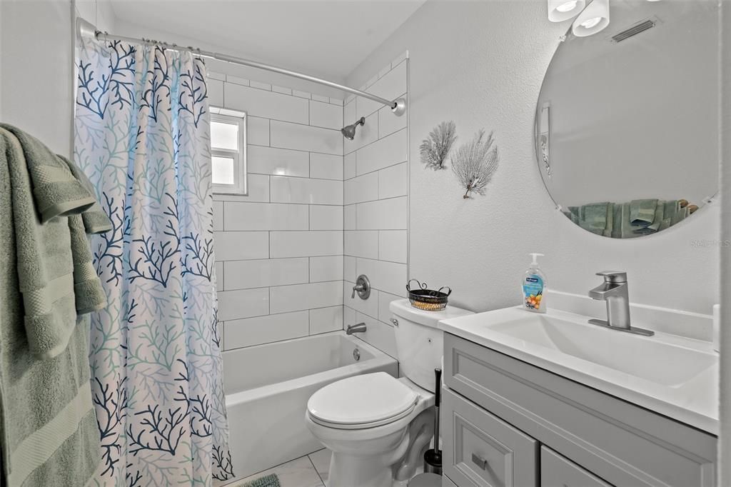 For Rent: $3,000 (3 beds, 2 baths, 1740 Square Feet)