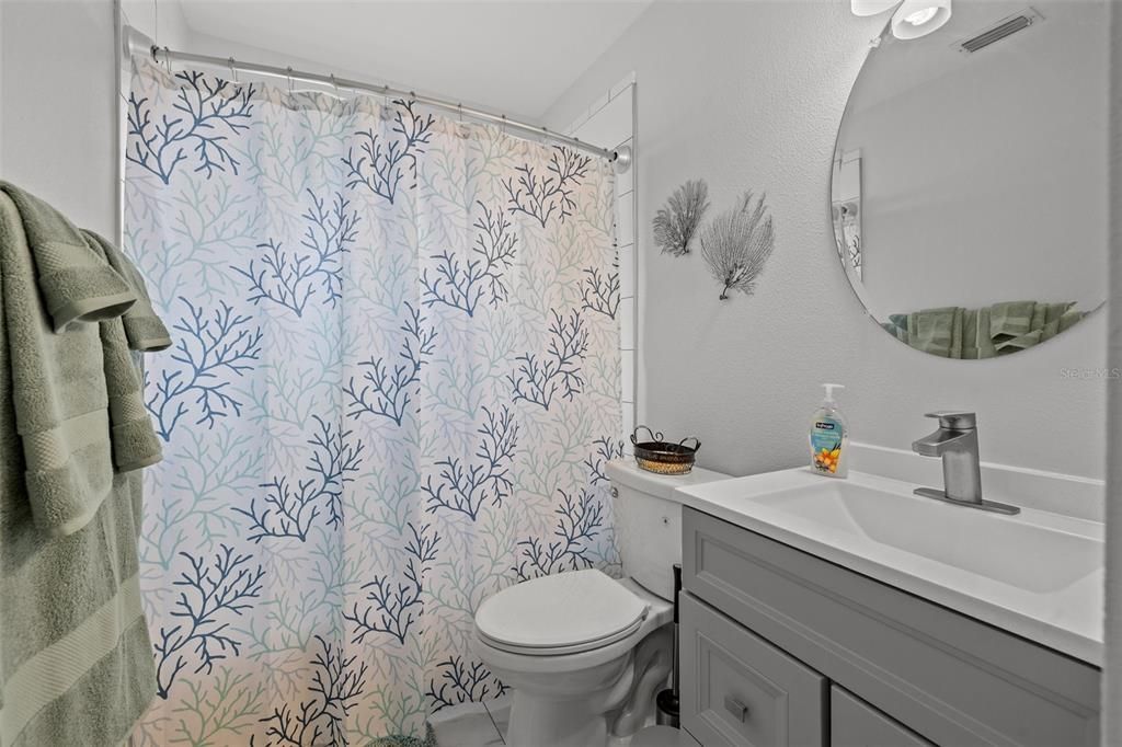 For Rent: $3,000 (3 beds, 2 baths, 1740 Square Feet)