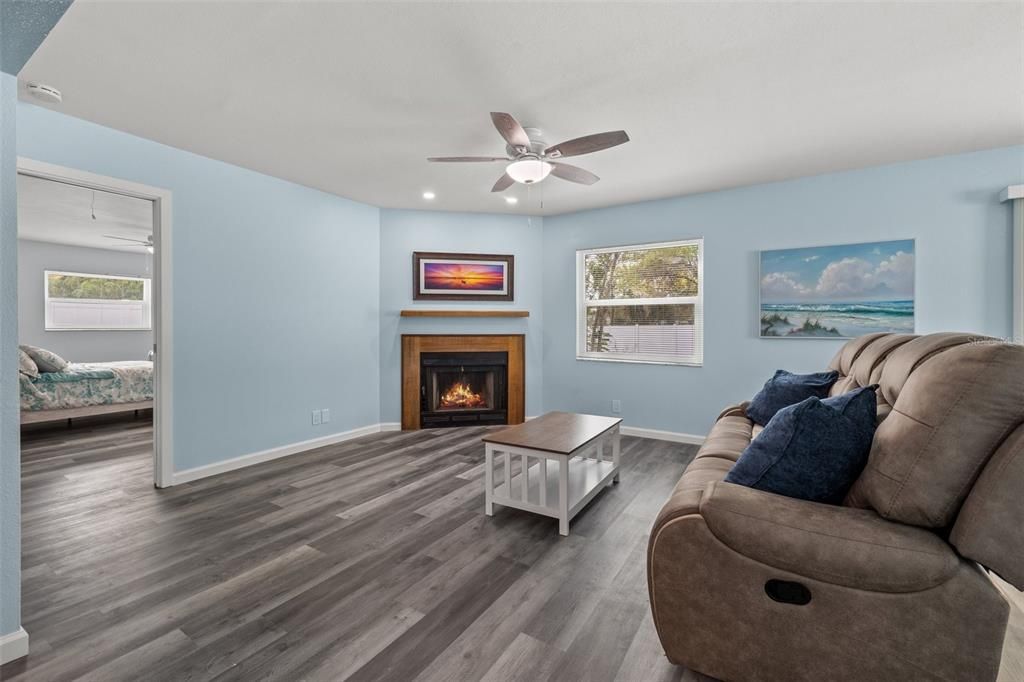 For Rent: $3,000 (3 beds, 2 baths, 1740 Square Feet)