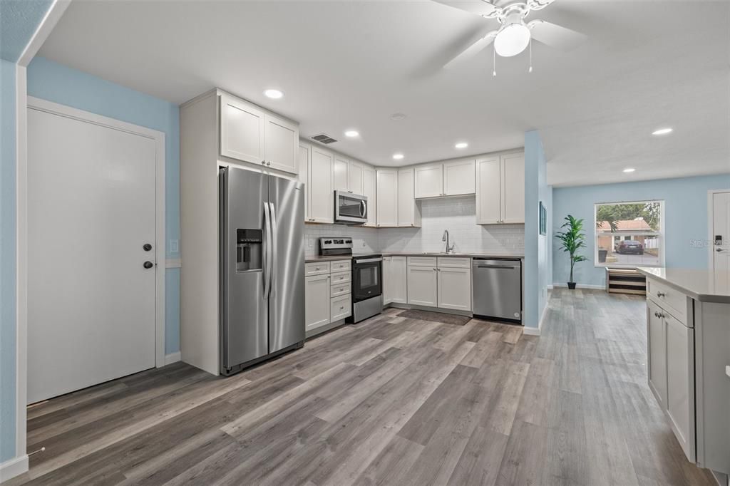 For Rent: $3,000 (3 beds, 2 baths, 1740 Square Feet)