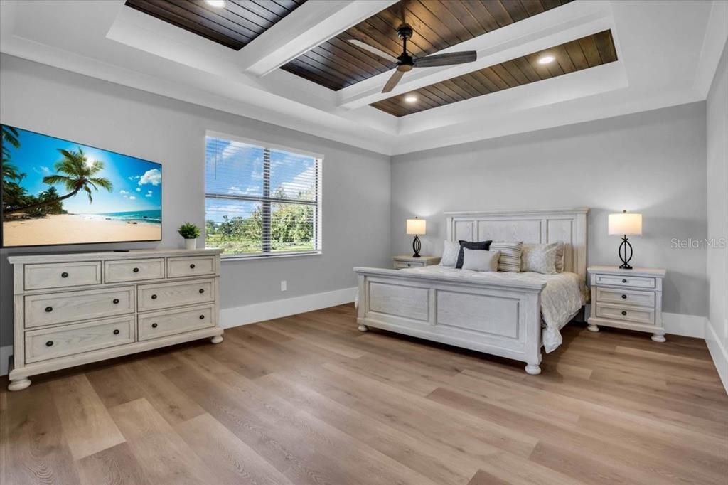 For Rent: $5,800 (3 beds, 3 baths, 2444 Square Feet)