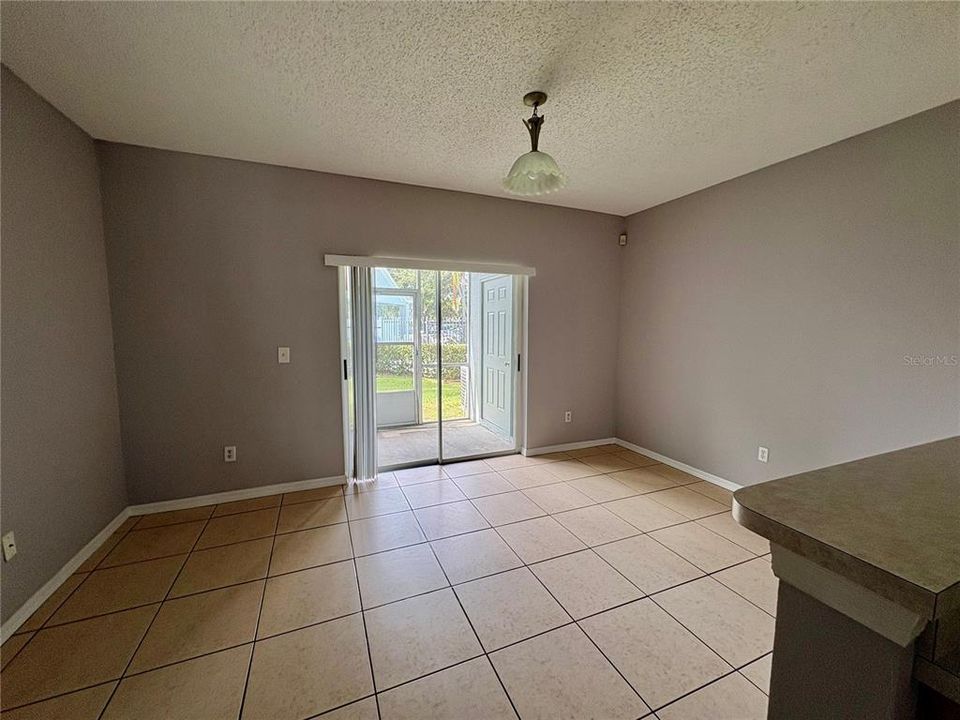 En Renta: $1,650 (2 camas, 2 baños, 1360 Pies cuadrados)