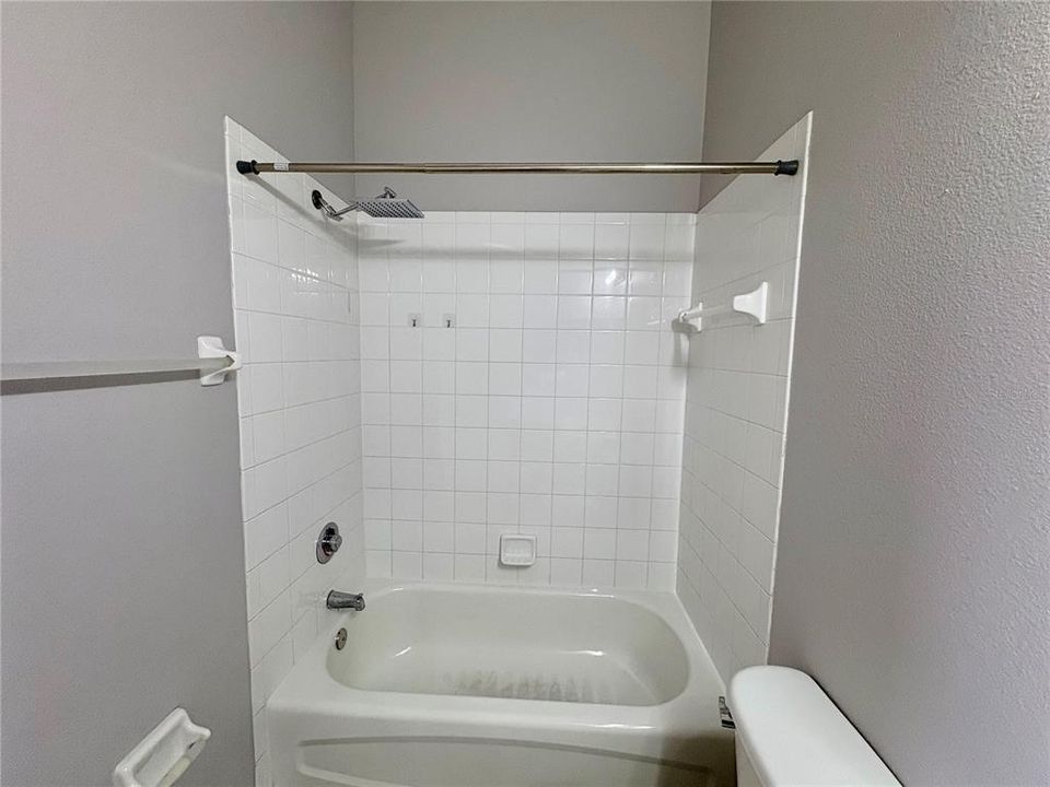 En Renta: $1,650 (2 camas, 2 baños, 1360 Pies cuadrados)