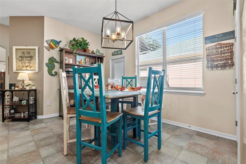 For Sale: $680,000 (3 beds, 3 baths, 2907 Square Feet)