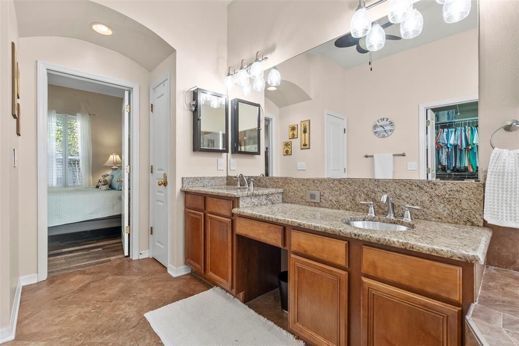 For Sale: $680,000 (3 beds, 3 baths, 2907 Square Feet)