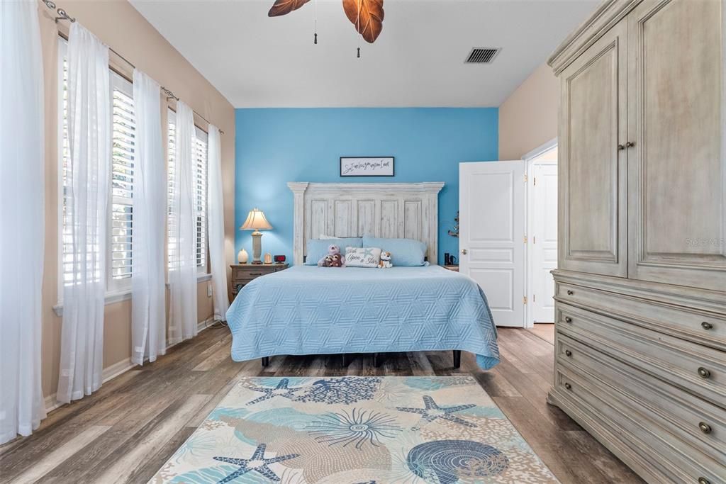 For Sale: $680,000 (3 beds, 3 baths, 2907 Square Feet)