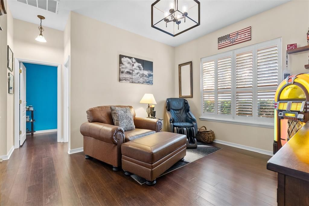 For Sale: $680,000 (3 beds, 3 baths, 2907 Square Feet)