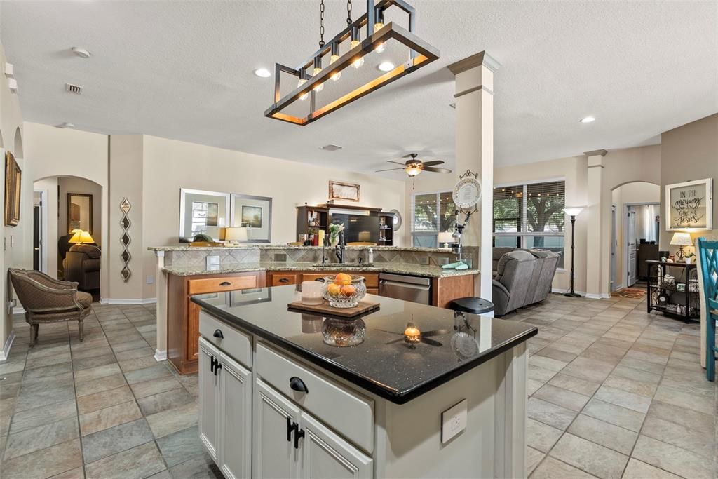 For Sale: $680,000 (3 beds, 3 baths, 2907 Square Feet)