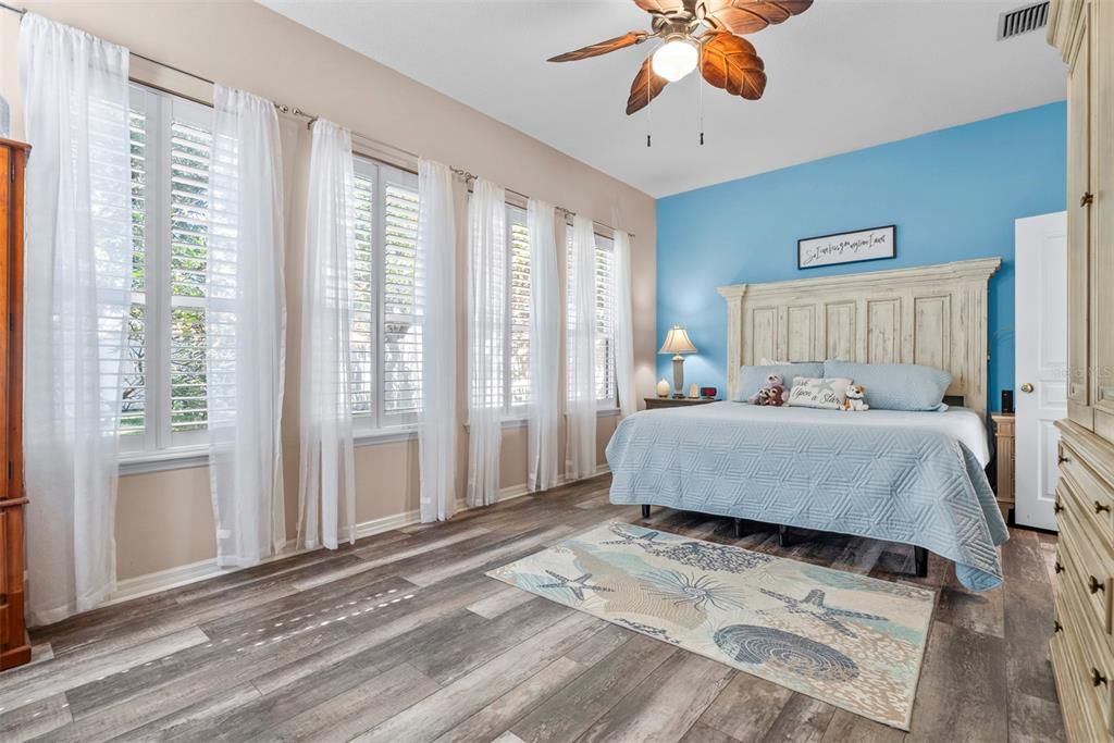 For Sale: $680,000 (3 beds, 3 baths, 2907 Square Feet)