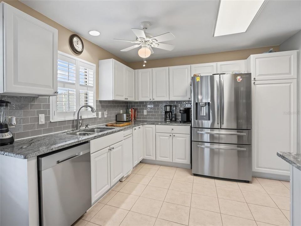 Active With Contract: $399,000 (3 beds, 2 baths, 1580 Square Feet)