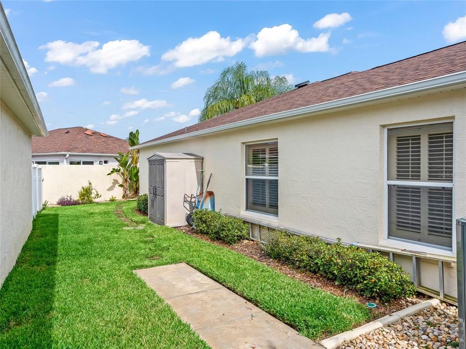 Active With Contract: $399,000 (3 beds, 2 baths, 1580 Square Feet)