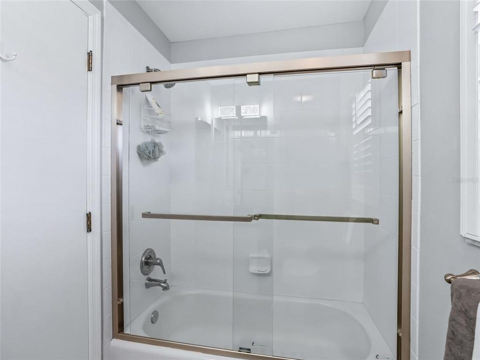 Active With Contract: $399,000 (3 beds, 2 baths, 1580 Square Feet)