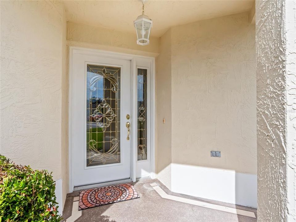 Active With Contract: $399,000 (3 beds, 2 baths, 1580 Square Feet)