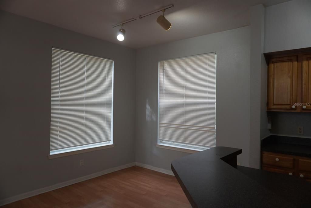 En Renta: $1,650 (2 camas, 2 baños, 1077 Pies cuadrados)