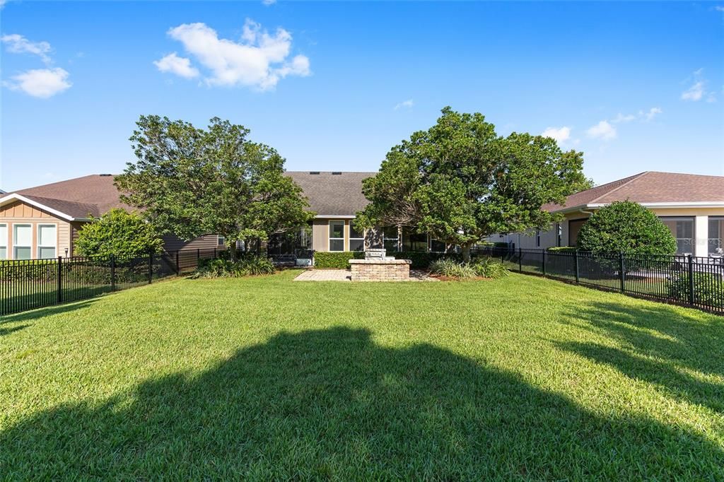 For Sale: $359,900 (2 beds, 2 baths, 1666 Square Feet)