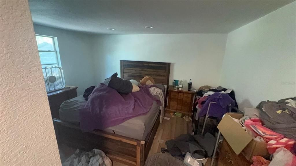 En Venta: $167,500 (3 camas, 2 baños, 1324 Pies cuadrados)