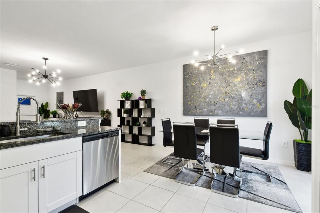 出租: $2,300 (2 贝兹, 2 浴室, 1532 平方英尺)