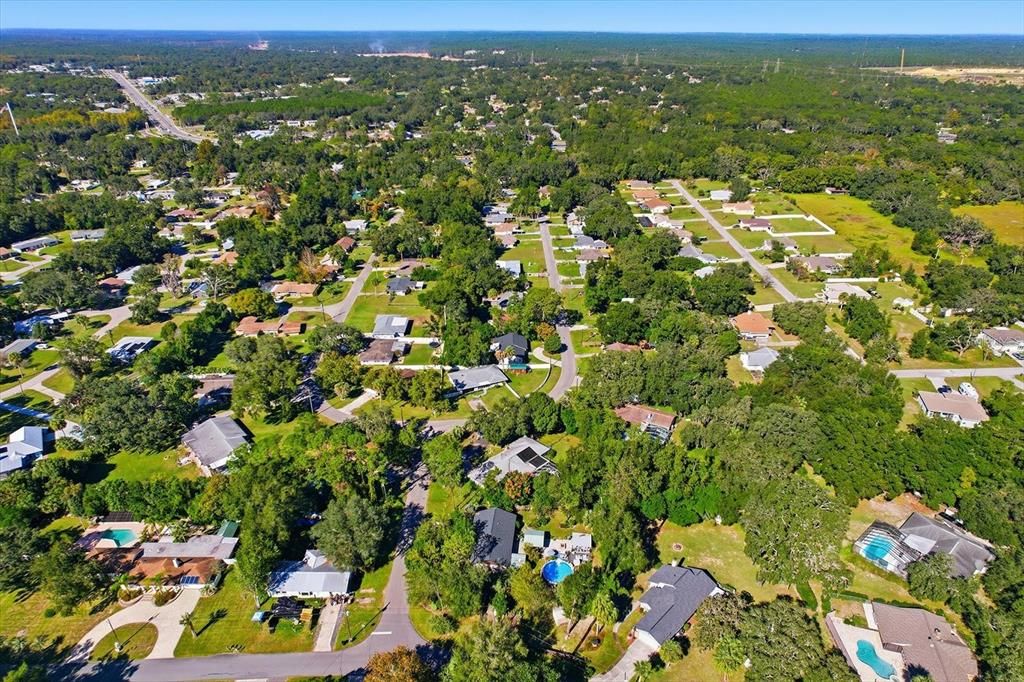 合同活跃: $260,000 (4 贝兹, 3 浴室, 2100 平方英尺)