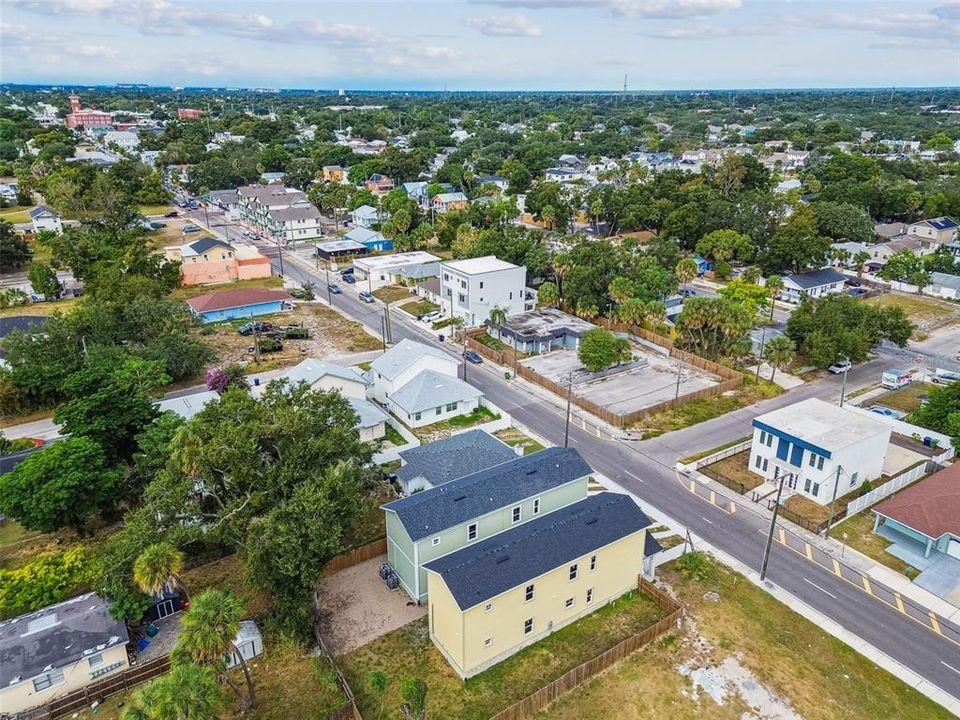 待售: $725,000 (6 贝兹, 0 浴室, 2360 平方英尺)