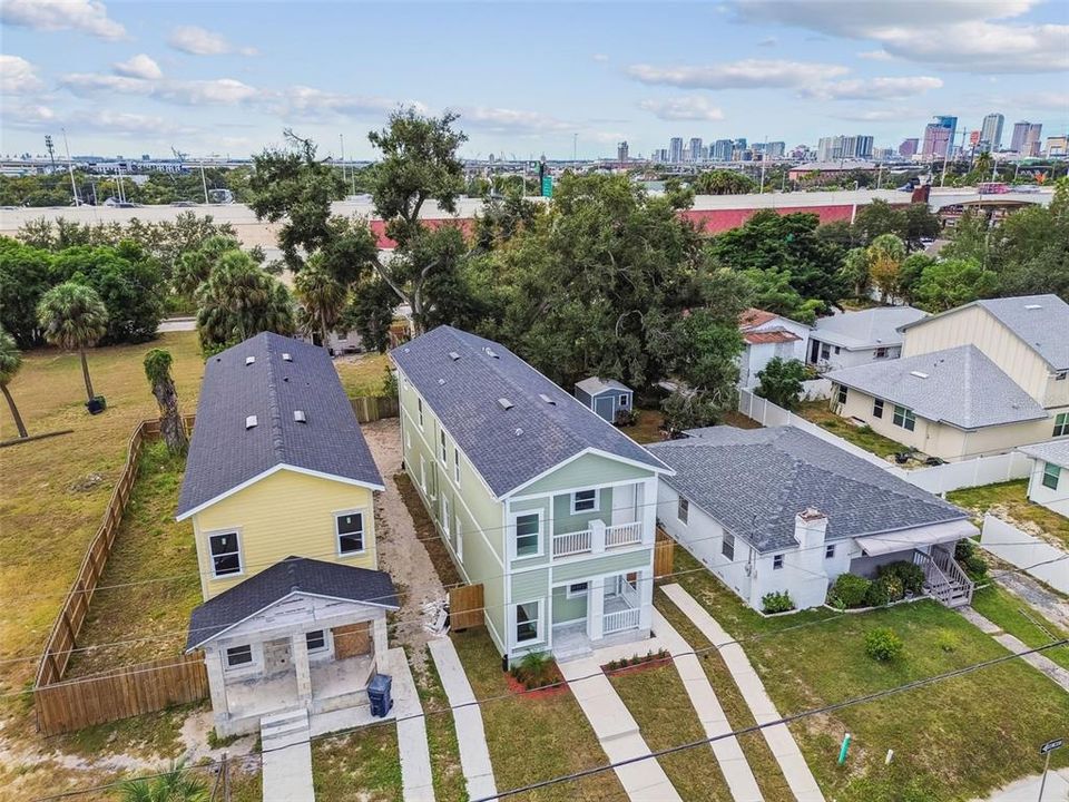 На продажу: $717,000 (6 спален, 0 ванн, 2360 Квадратных фут)