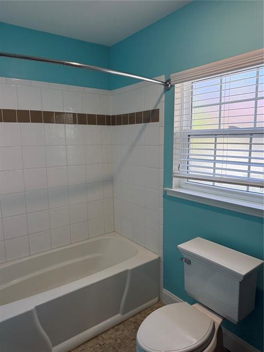 待售: $449,500 (2 贝兹, 2 浴室, 1348 平方英尺)