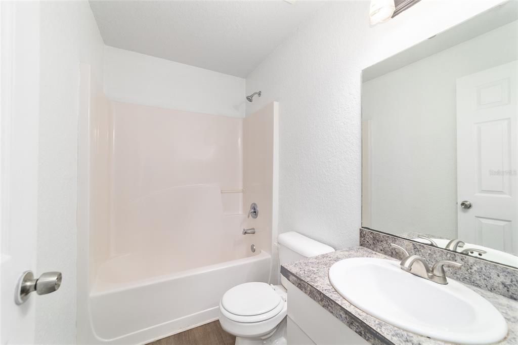 En Venta: $229,900 (3 camas, 2 baños, 1278 Pies cuadrados)