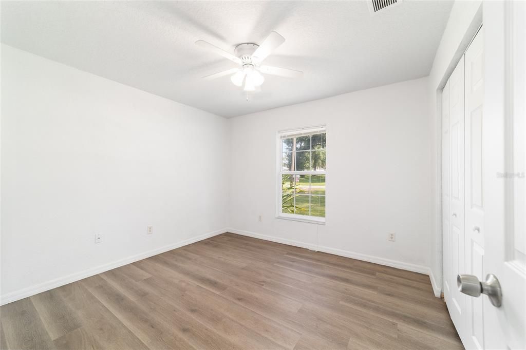 En Venta: $229,900 (3 camas, 2 baños, 1278 Pies cuadrados)