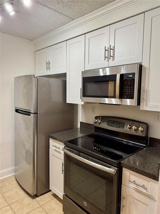 En Renta: $1,800 (2 camas, 1 baños, 864 Pies cuadrados)