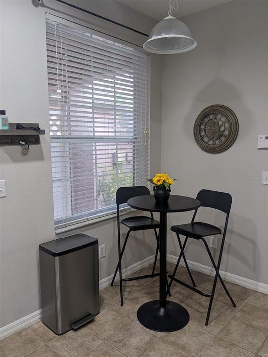 For Rent: $2,000 (2 beds, 2 baths, 1240 Square Feet)