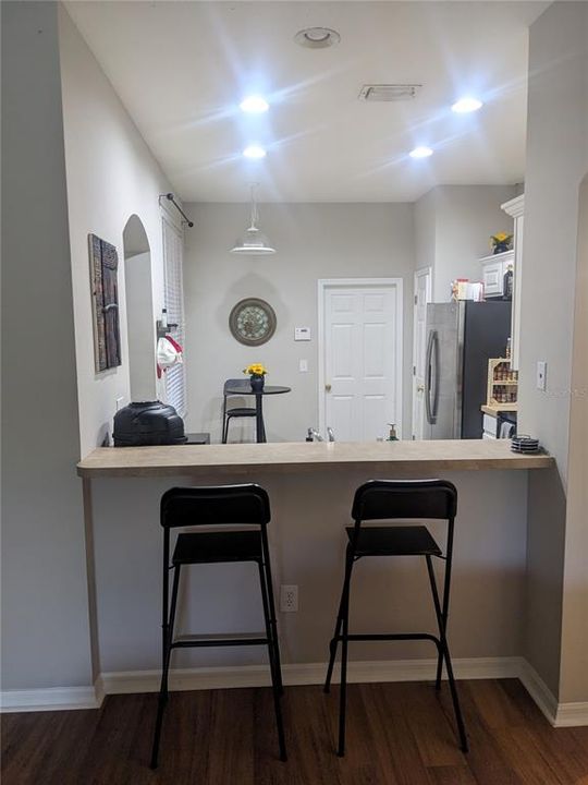 For Rent: $2,000 (2 beds, 2 baths, 1240 Square Feet)
