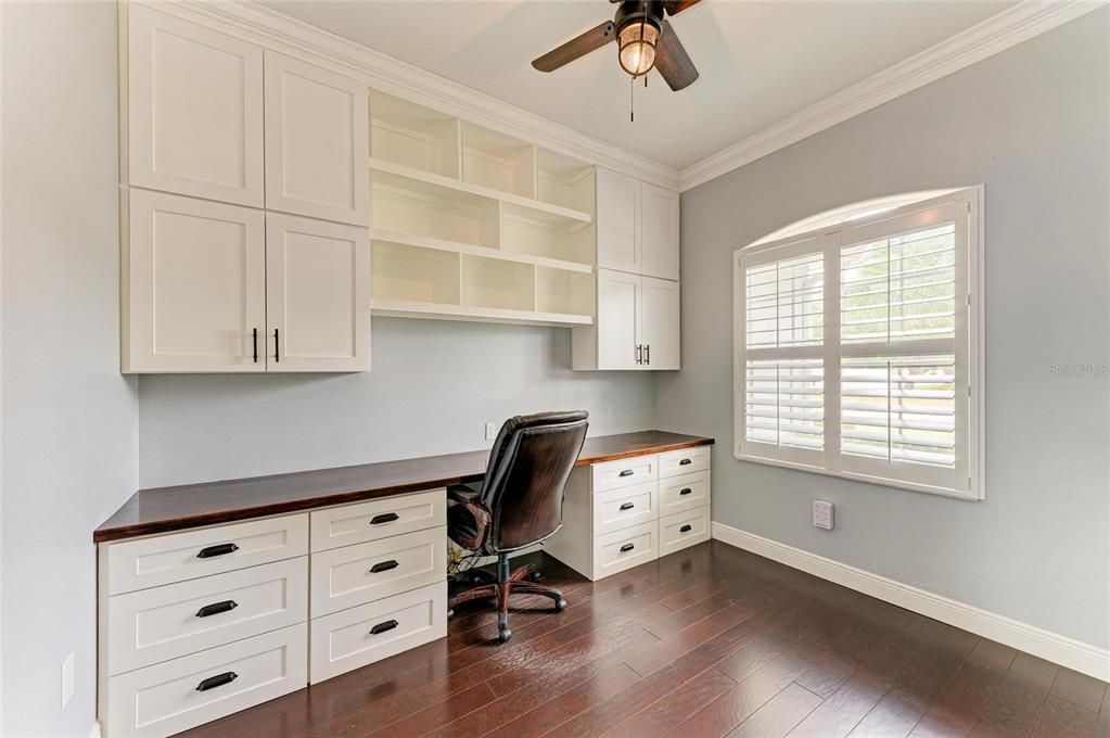 Active With Contract: $3,900 (3 beds, 2 baths, 2573 Square Feet)