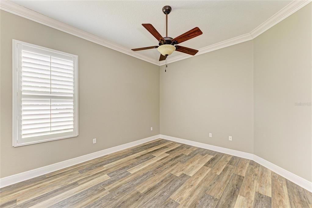 Active With Contract: $3,900 (3 beds, 2 baths, 2573 Square Feet)