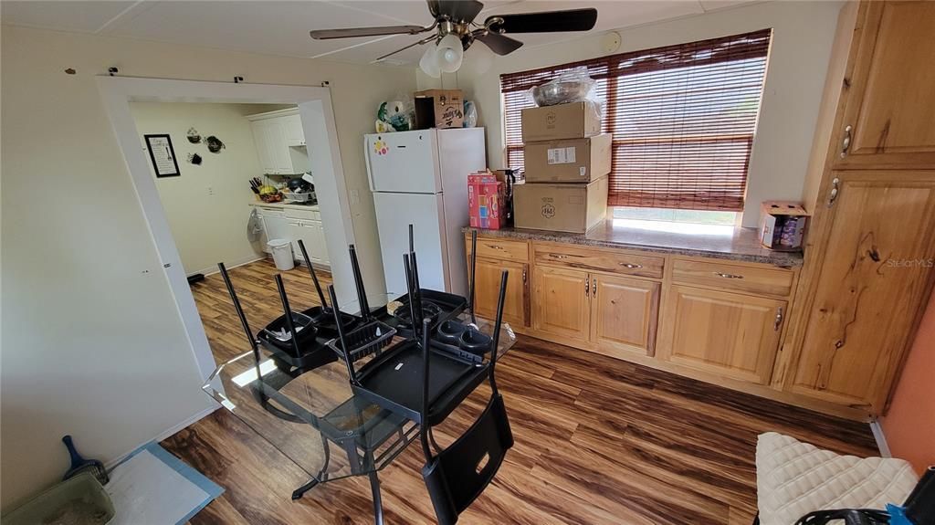 Activo con contrato: $260,000 (3 camas, 2 baños, 1056 Pies cuadrados)