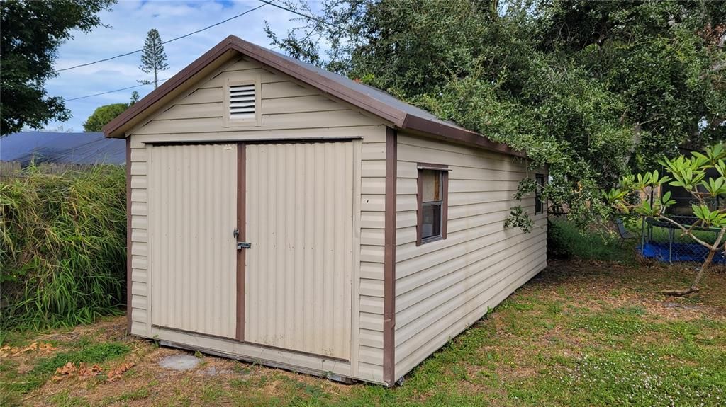 Activo con contrato: $260,000 (3 camas, 2 baños, 1056 Pies cuadrados)