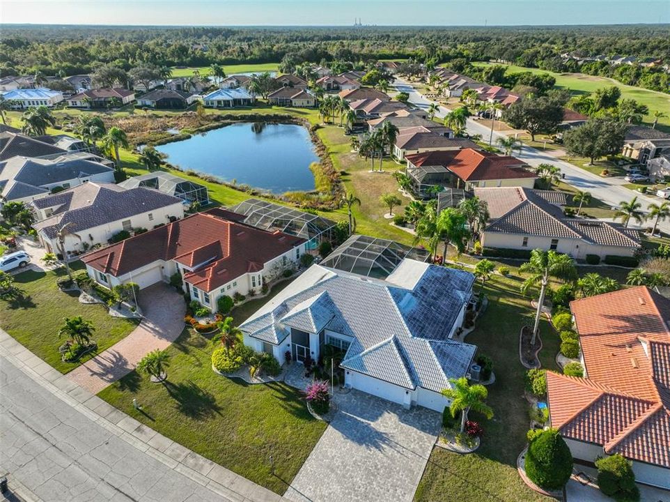 En Venta: $564,900 (3 camas, 2 baños, 2139 Pies cuadrados)