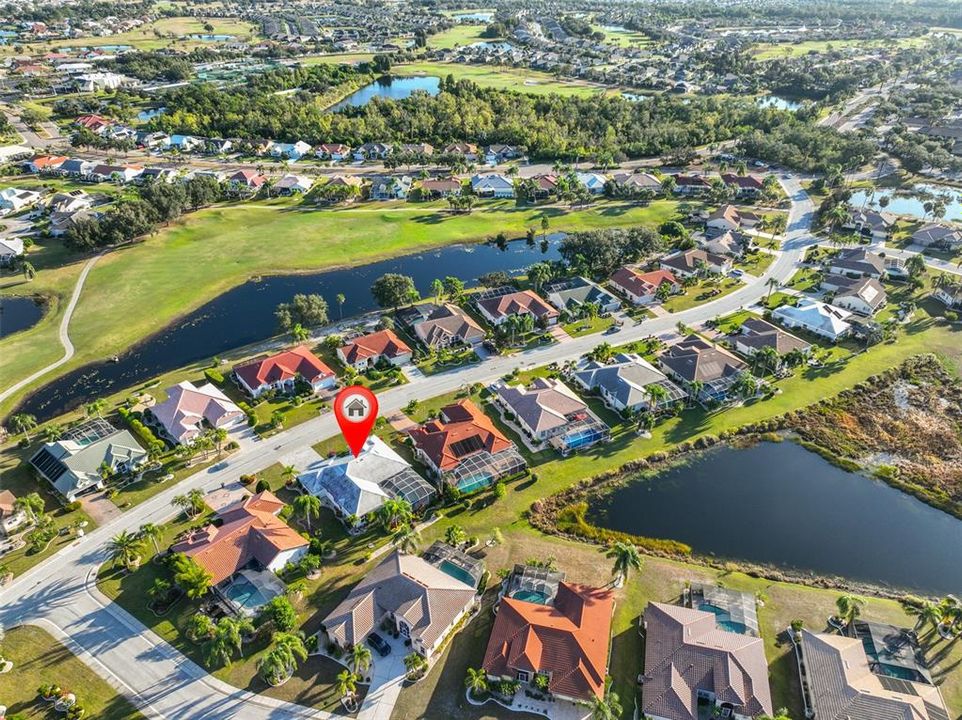 En Venta: $564,900 (3 camas, 2 baños, 2139 Pies cuadrados)