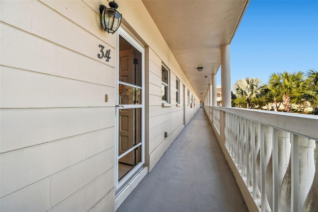 For Sale: $359,900 (3 beds, 3 baths, 2190 Square Feet)