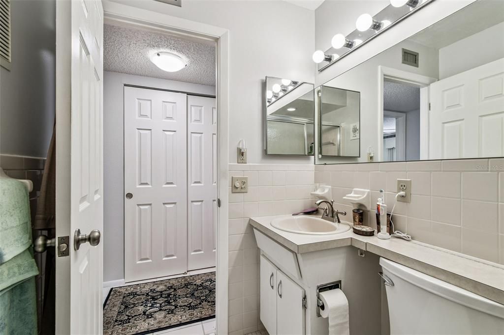 For Sale: $359,900 (3 beds, 3 baths, 2190 Square Feet)