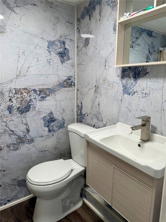 For Sale: $185,000 (3 beds, 2 baths, 720 Square Feet)