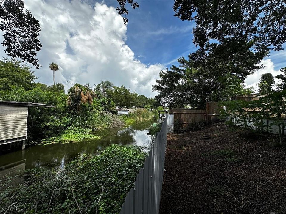 For Sale: $185,000 (3 beds, 2 baths, 720 Square Feet)